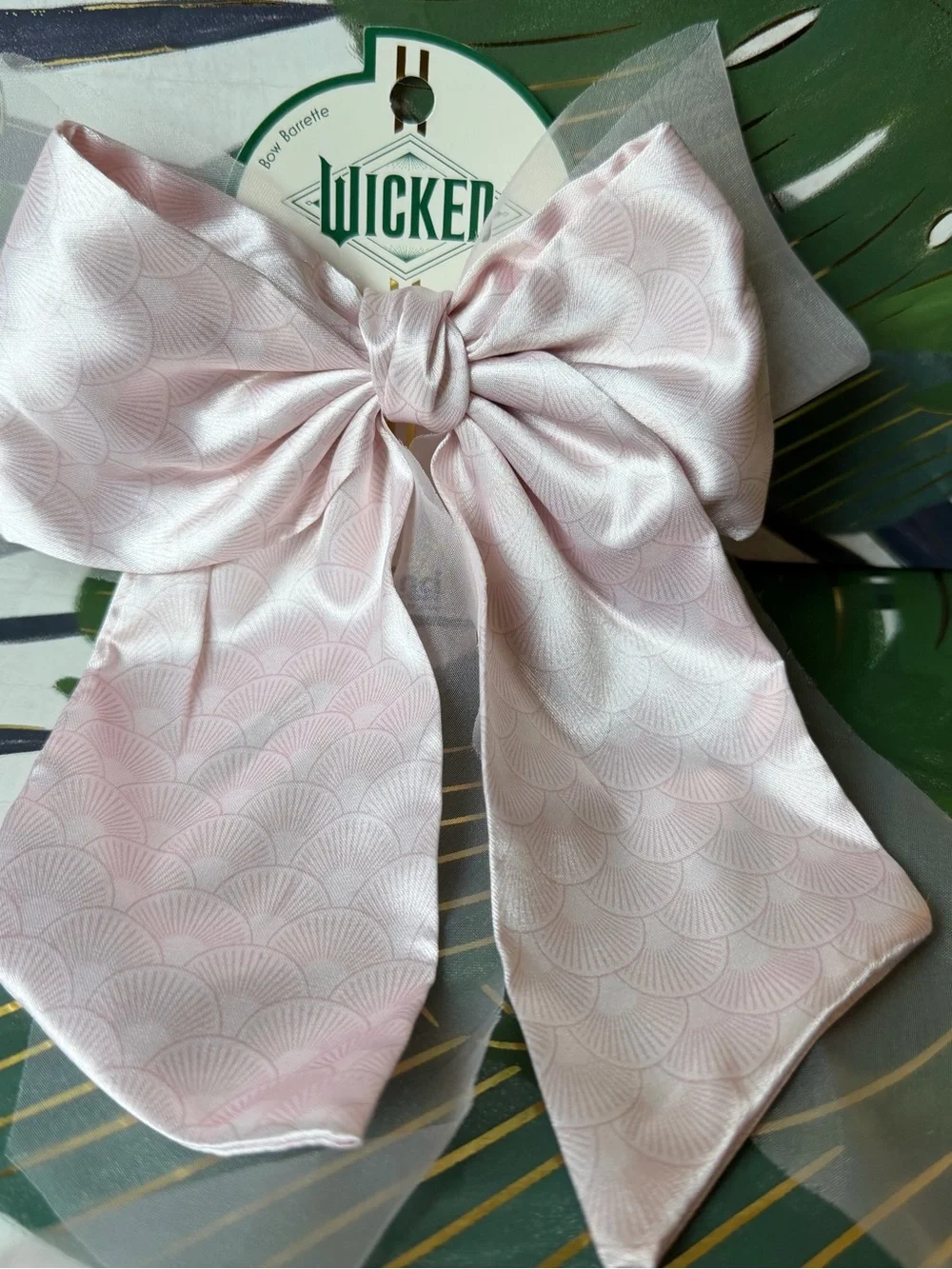Scünci Wicked Glinda Hair Accessories 6 Piece Bundle Scrunchies Bow NWT